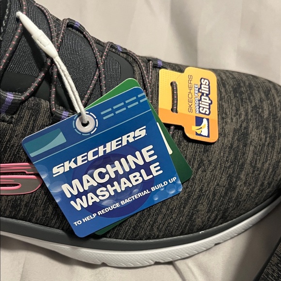 Skechers Woman’s Slip-On Shoes - Picture 3 of 7